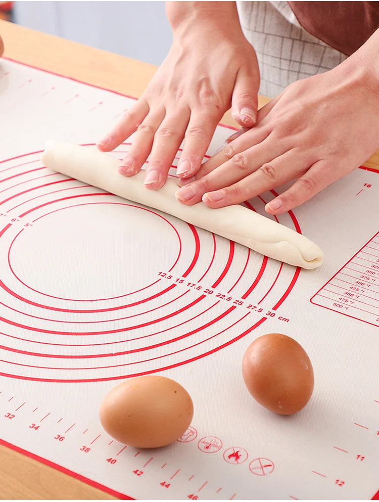 Silicone Baking / Kneading Mat for Dough - Homes Must Haves